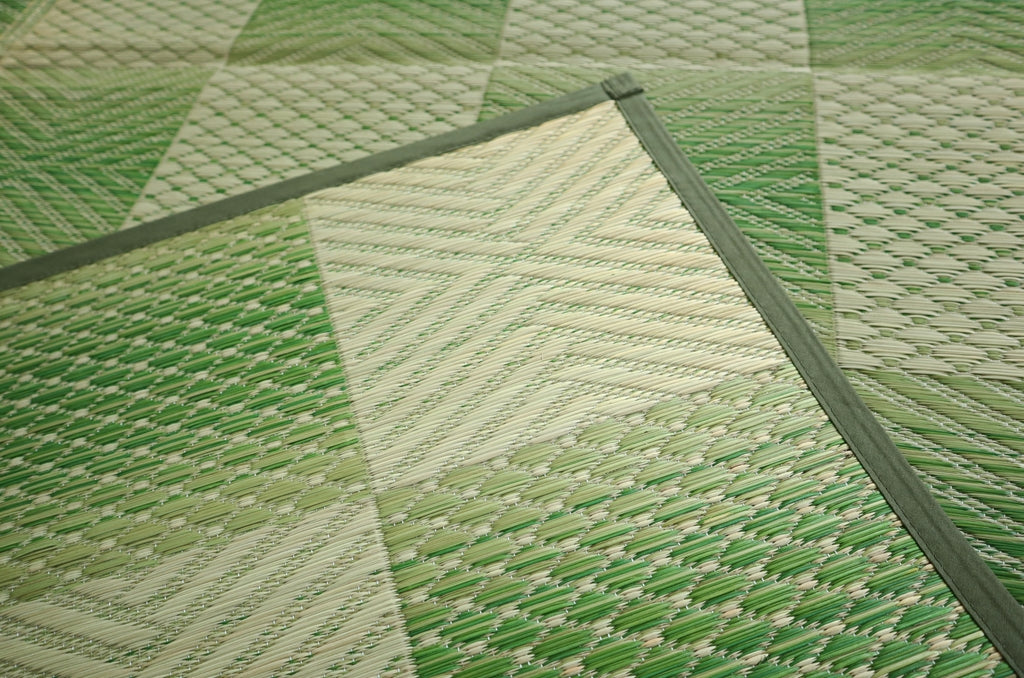 福岡花ござ　い草カーペット 　三条　江戸間６帖 （261×348cm）　カラー：グリーン