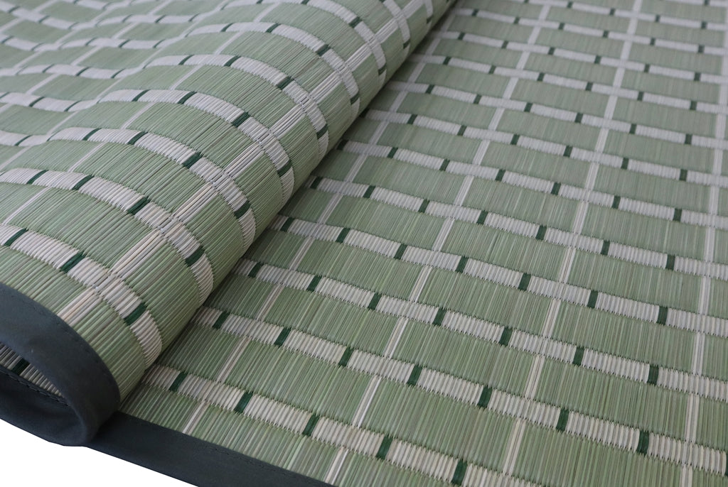 福岡花ござ　い草ラグ　掛川織　山科　191×250ｃｍ　カラー：グリーン